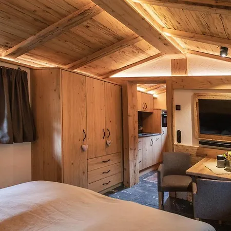 Apartment Baerenbach - Almhuette Saalbach-Hinterglemm